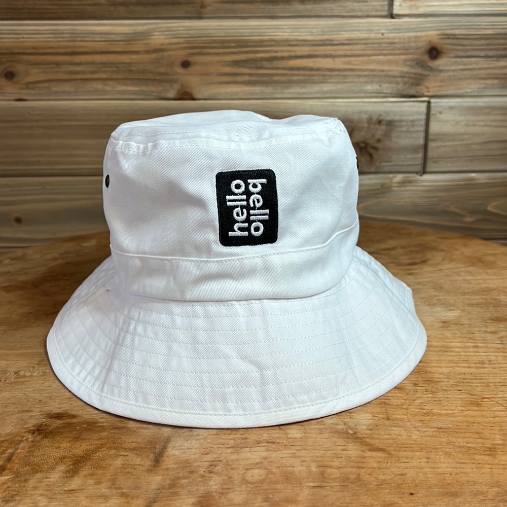 HELLO BELLO Bucket Hat